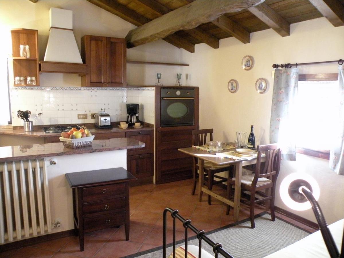 Agriturismo Corte Bebbi Bibbiano  المظهر الخارجي الصورة