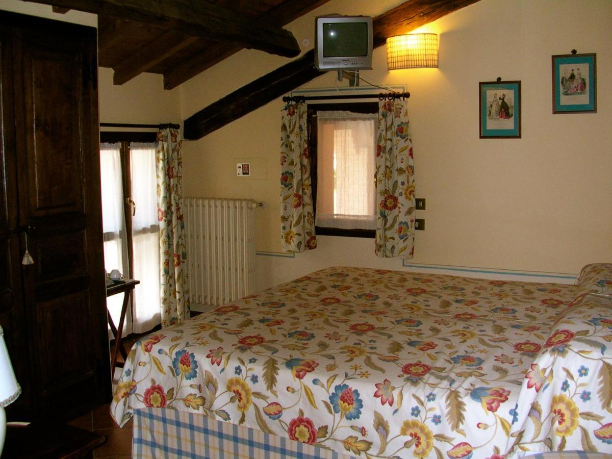 Agriturismo Corte Bebbi Bibbiano  المظهر الخارجي الصورة
