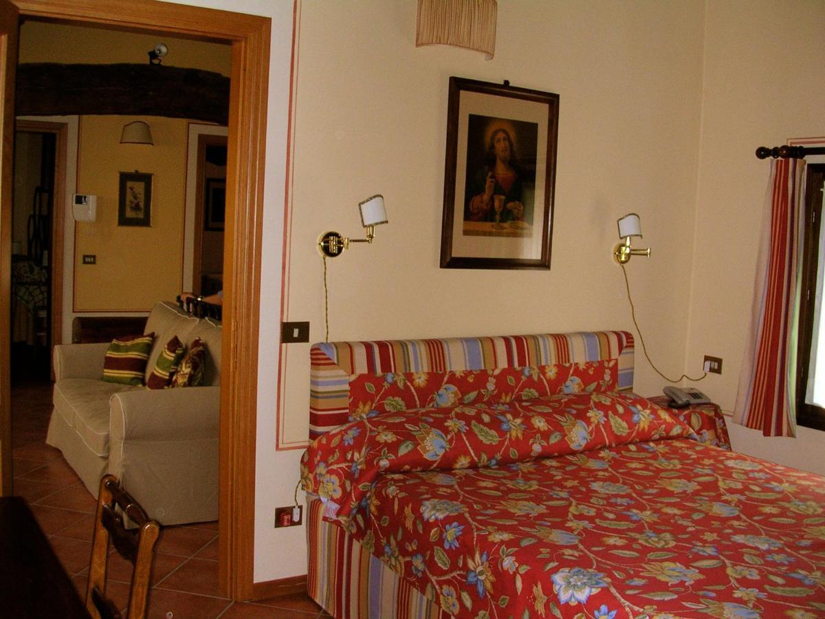 Agriturismo Corte Bebbi Bibbiano  المظهر الخارجي الصورة