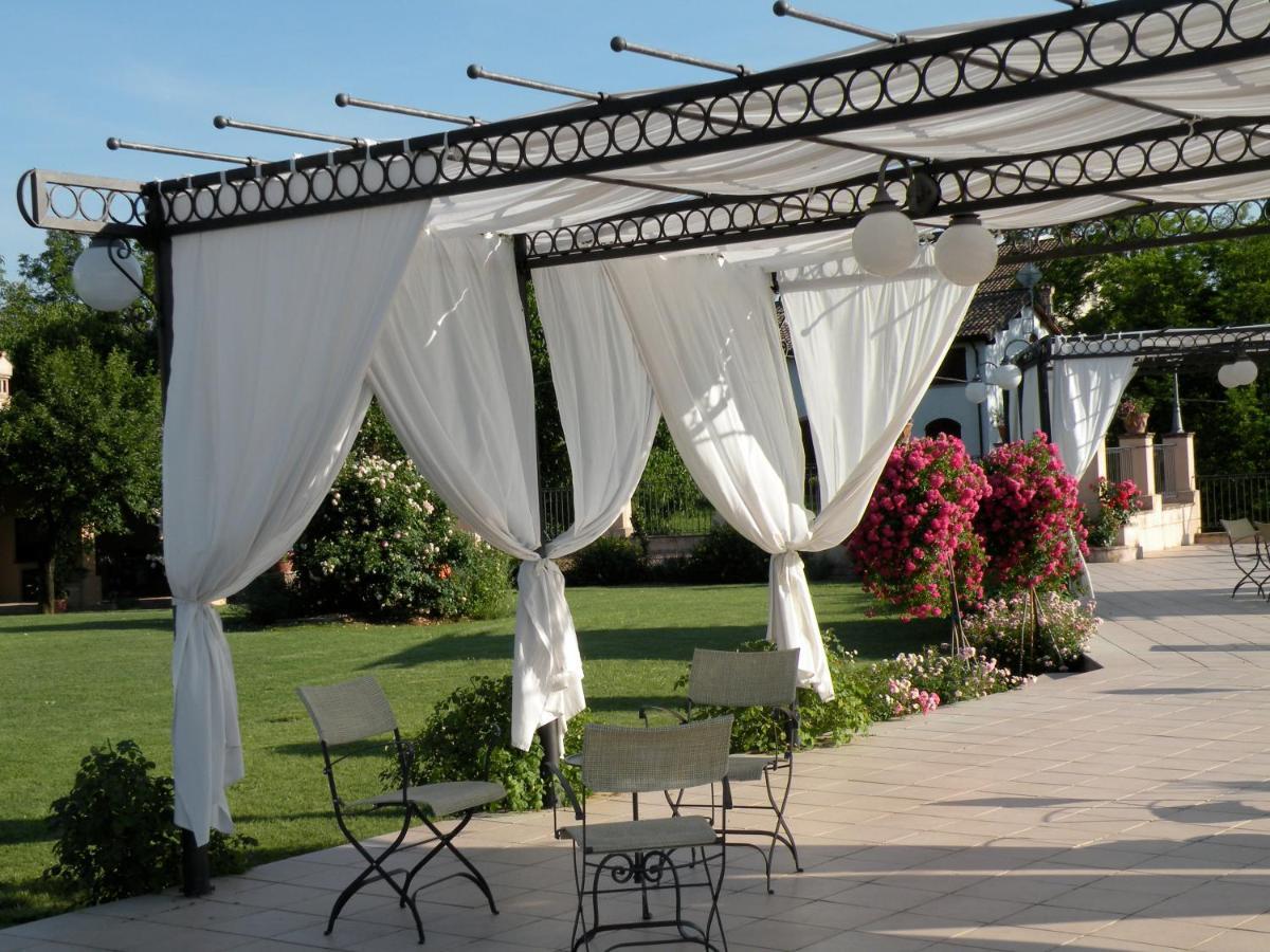 Agriturismo Corte Bebbi Bibbiano  المظهر الخارجي الصورة